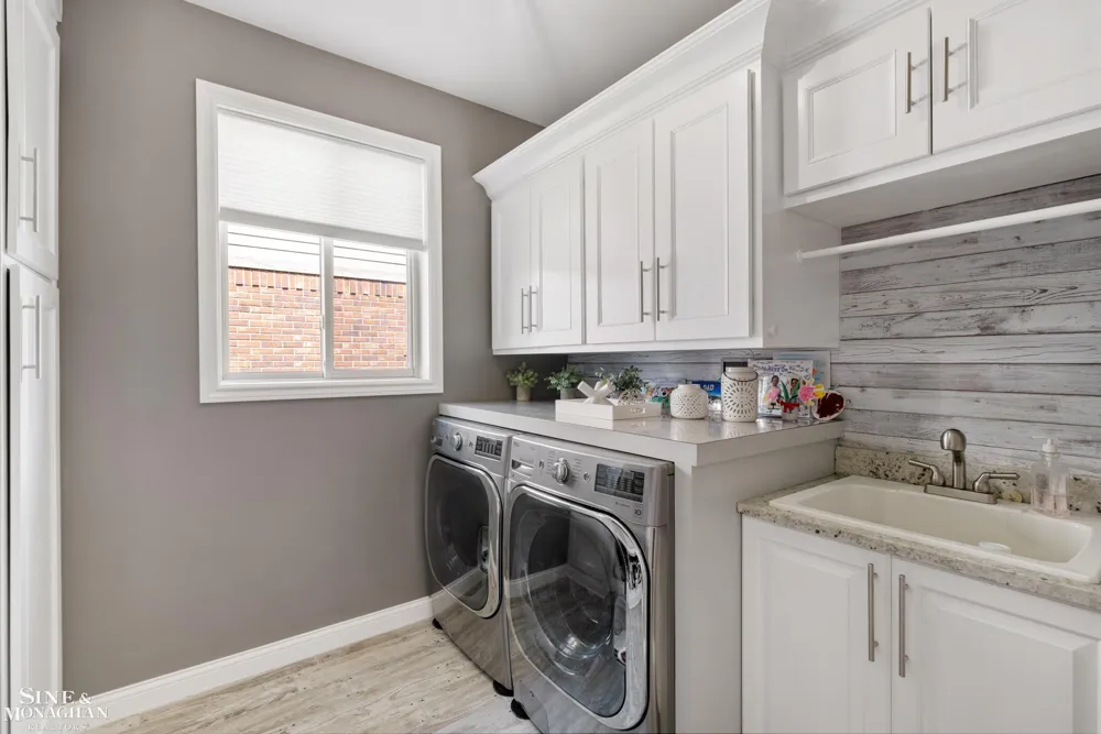 51763 Battanwood Drive Macomb Township, MI 48042