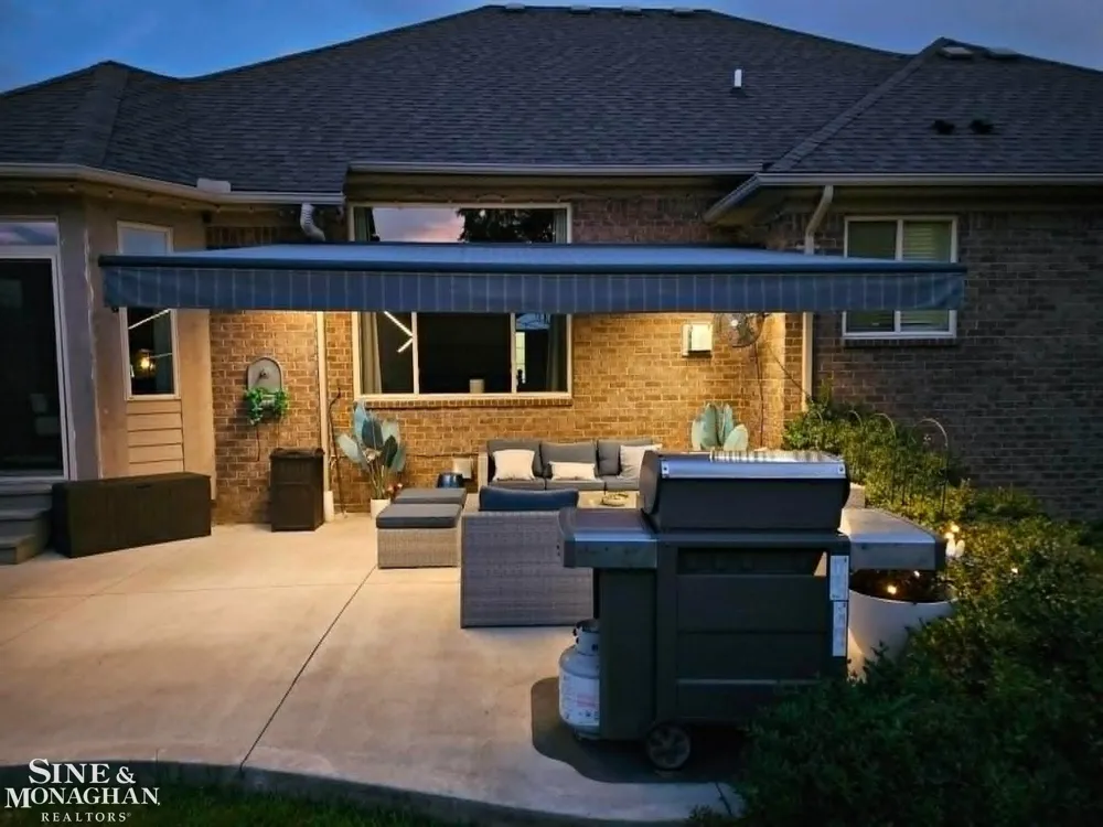 51763 Battanwood Drive Macomb Township, MI 48042