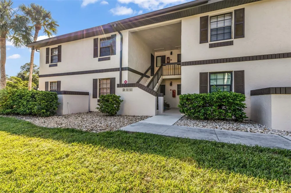 19505 QUESADA AVENUE #D202 Port Charlotte, FL 33948