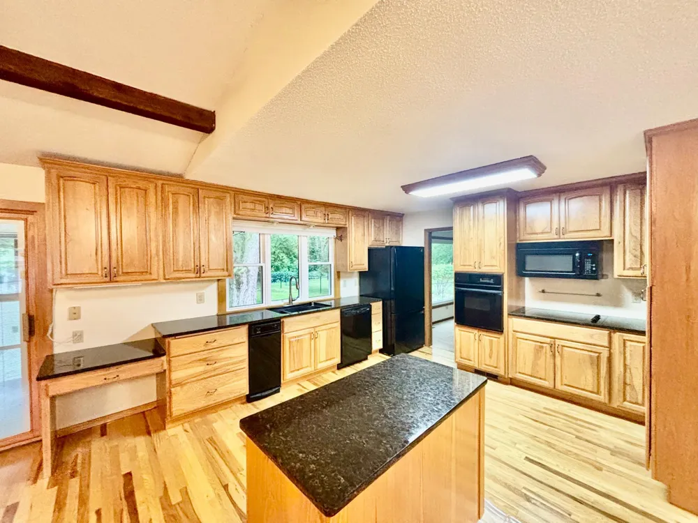 410 Betty Lane West Saint Paul, MN 55118