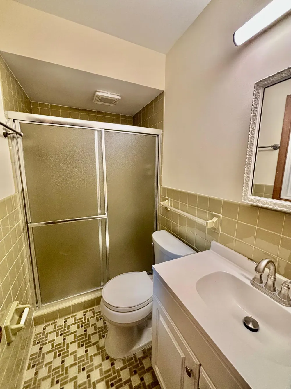 410 Betty Lane West Saint Paul, MN 55118