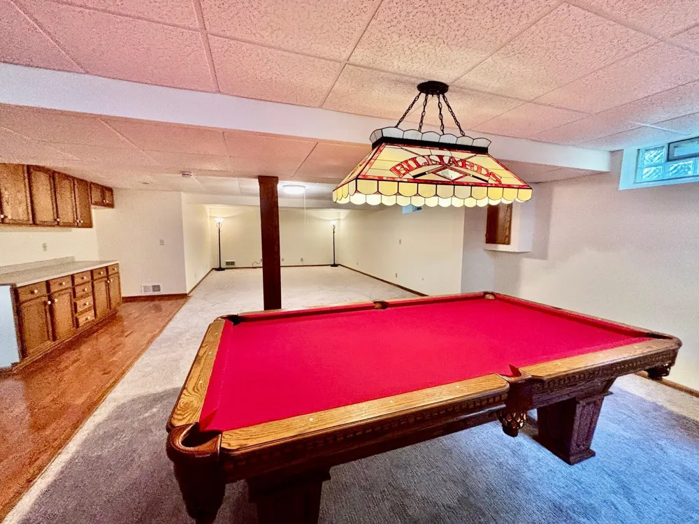 410 Betty Lane West Saint Paul, MN 55118