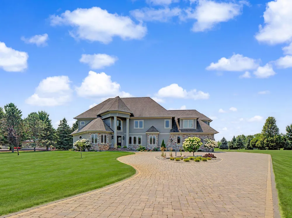 2683 Headland Court SW Rochester, MN 55902