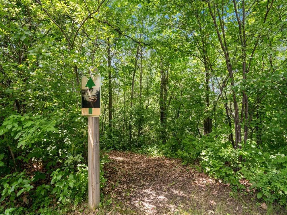 4777 Hwy 371 Hackensack, MN 56452