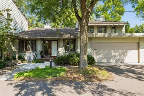 1086 Cedar View Drive