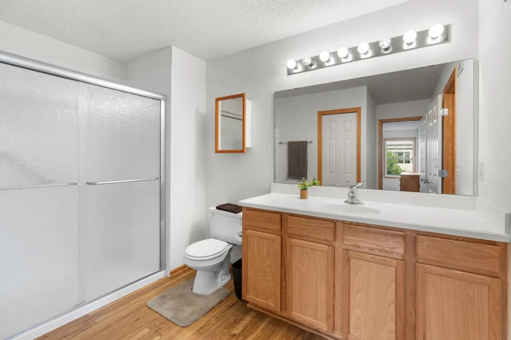 7600 Southridge Court Savage, MN 55378