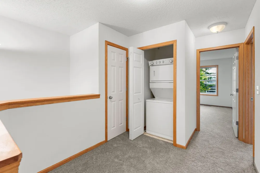 7600 Southridge Court Savage, MN 55378