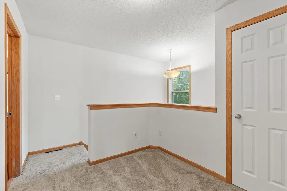 7600 Southridge Court Savage, MN 55378