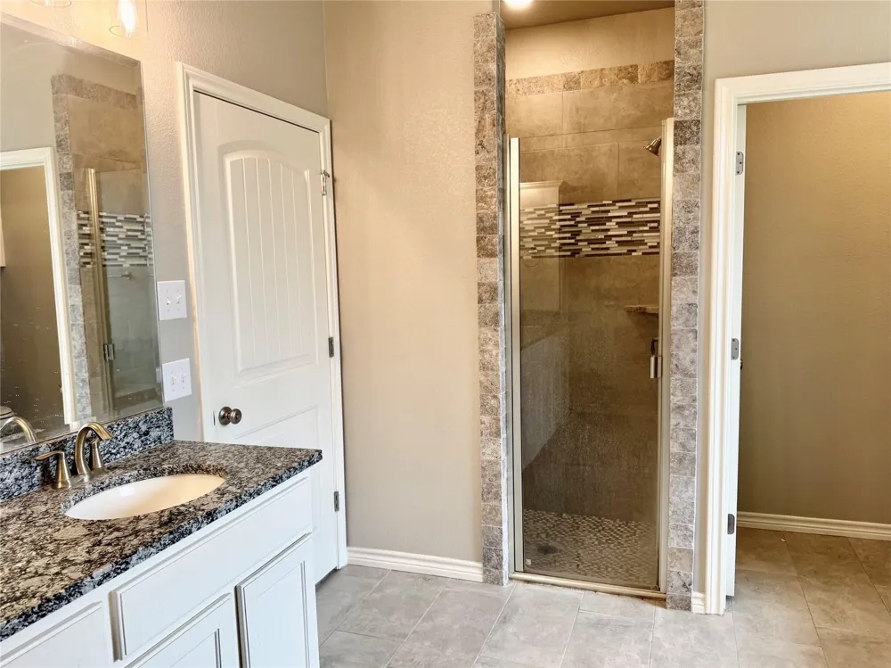 3313 Windcrest Drive Granbury, TX 76049