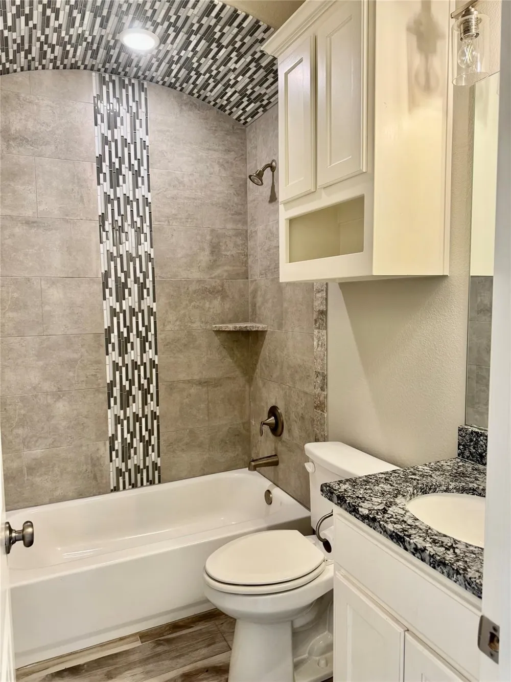 3313 Windcrest Drive Granbury, TX 76049