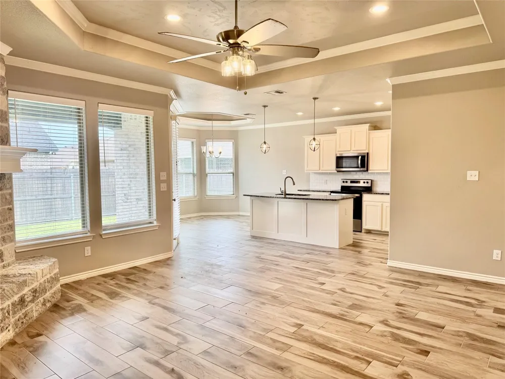 3313 Windcrest Drive Granbury, TX 76049