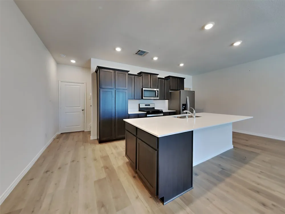 2005 Buffalo Hill Drive Mesquite, TX 75149
