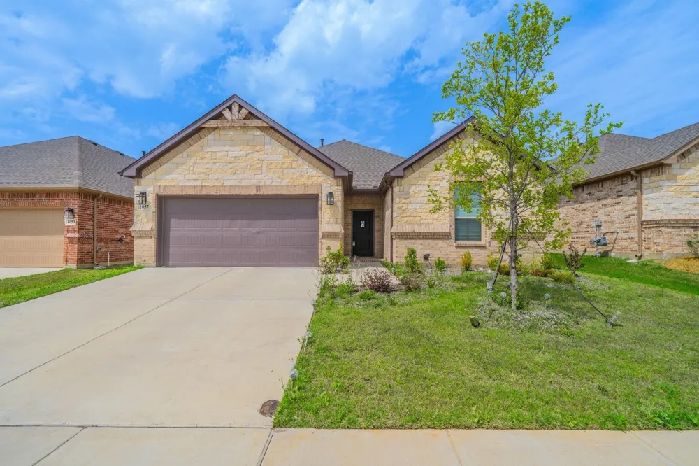 1057 Nighthawk Trail Alvarado, TX 76009