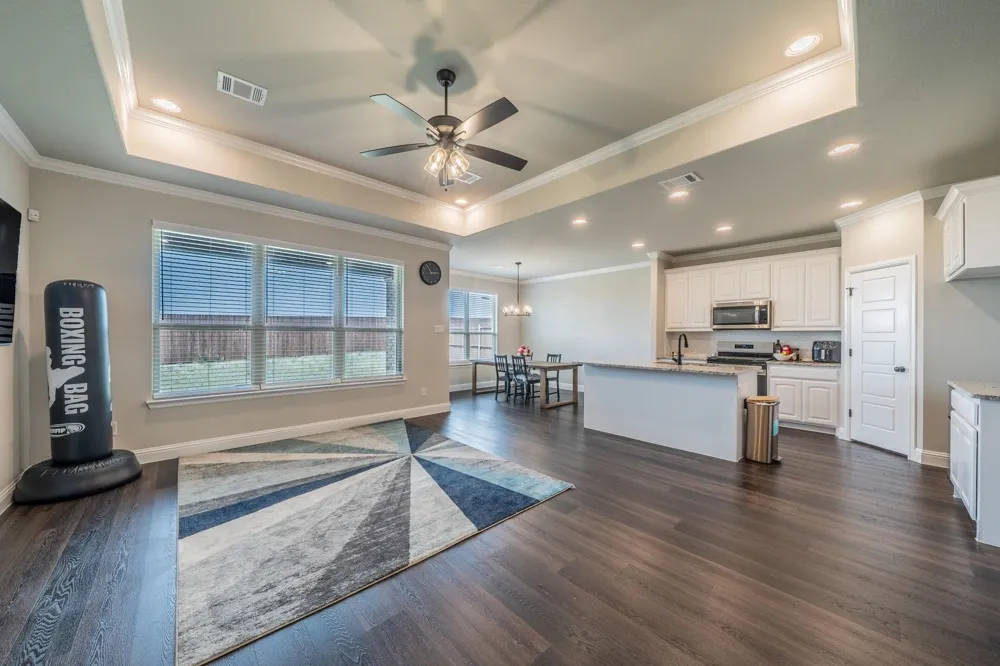 1057 Nighthawk Trail Alvarado, TX 76009