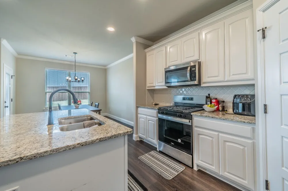 1057 Nighthawk Trail Alvarado, TX 76009