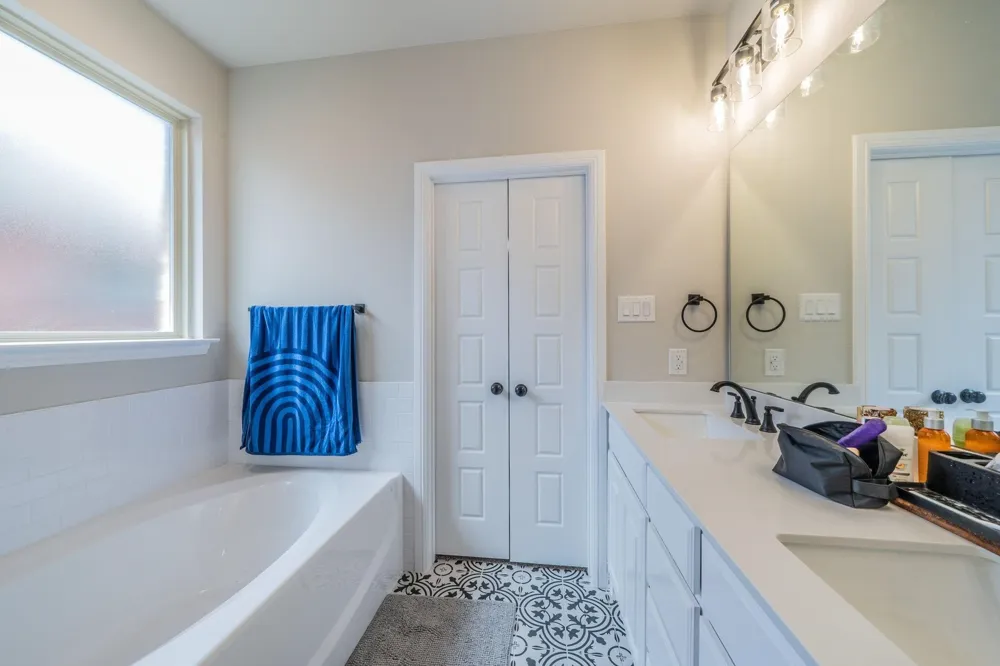 1057 Nighthawk Trail Alvarado, TX 76009