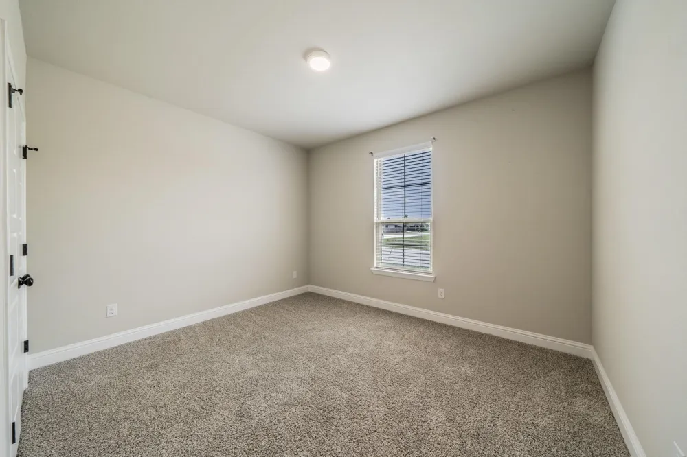 1057 Nighthawk Trail Alvarado, TX 76009