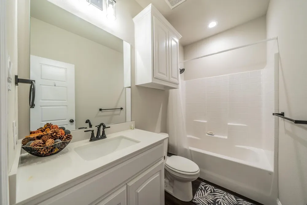 1057 Nighthawk Trail Alvarado, TX 76009