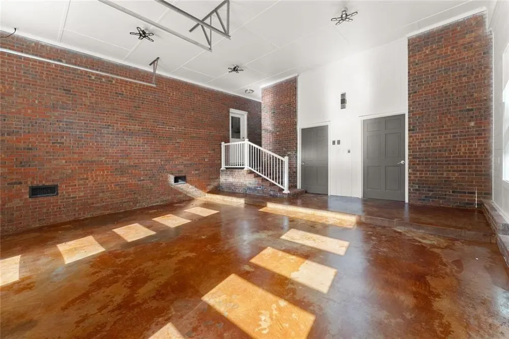 1492 Burns Drive NE Gainesville, GA 30501