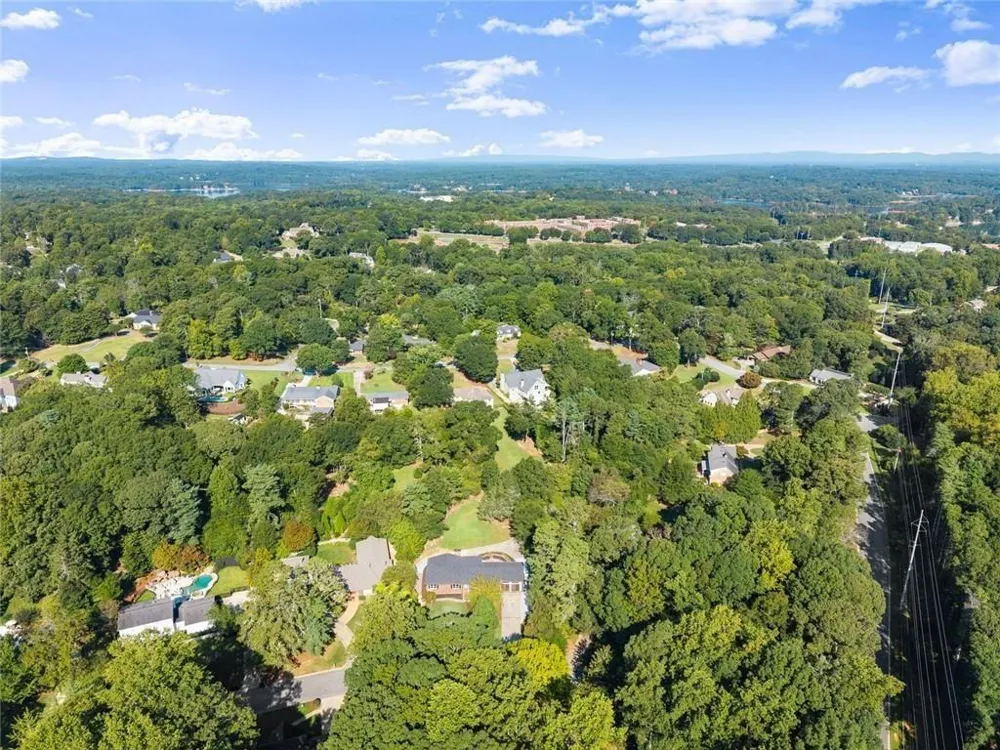 1492 Burns Drive NE Gainesville, GA 30501