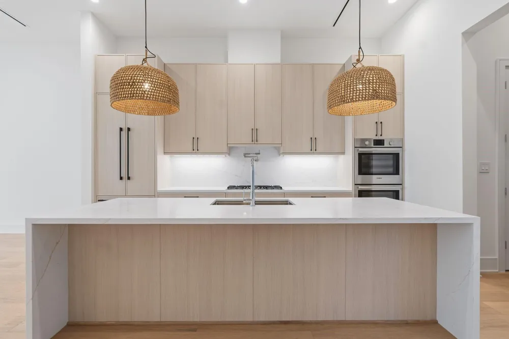 824 Malone Street Houston, TX 77007
