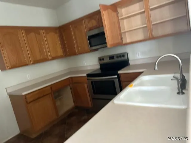 164 Whitewing Way Floresville, TX 78114
