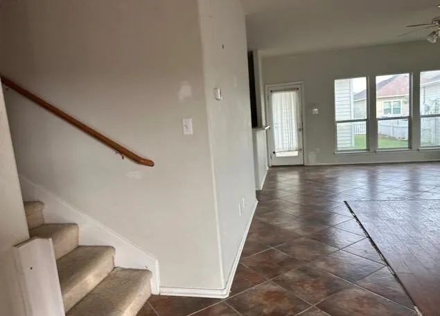 164 Whitewing Way Floresville, TX 78114