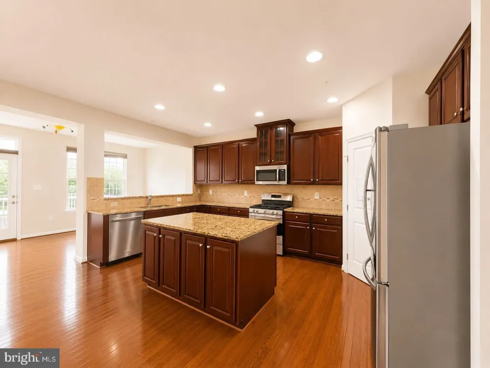 22605 WINDING WOODS WAY Clarksburg, MD 20871