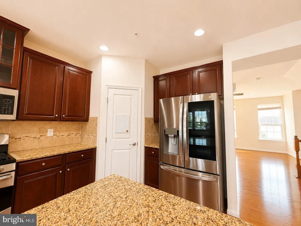 22605 WINDING WOODS WAY Clarksburg, MD 20871