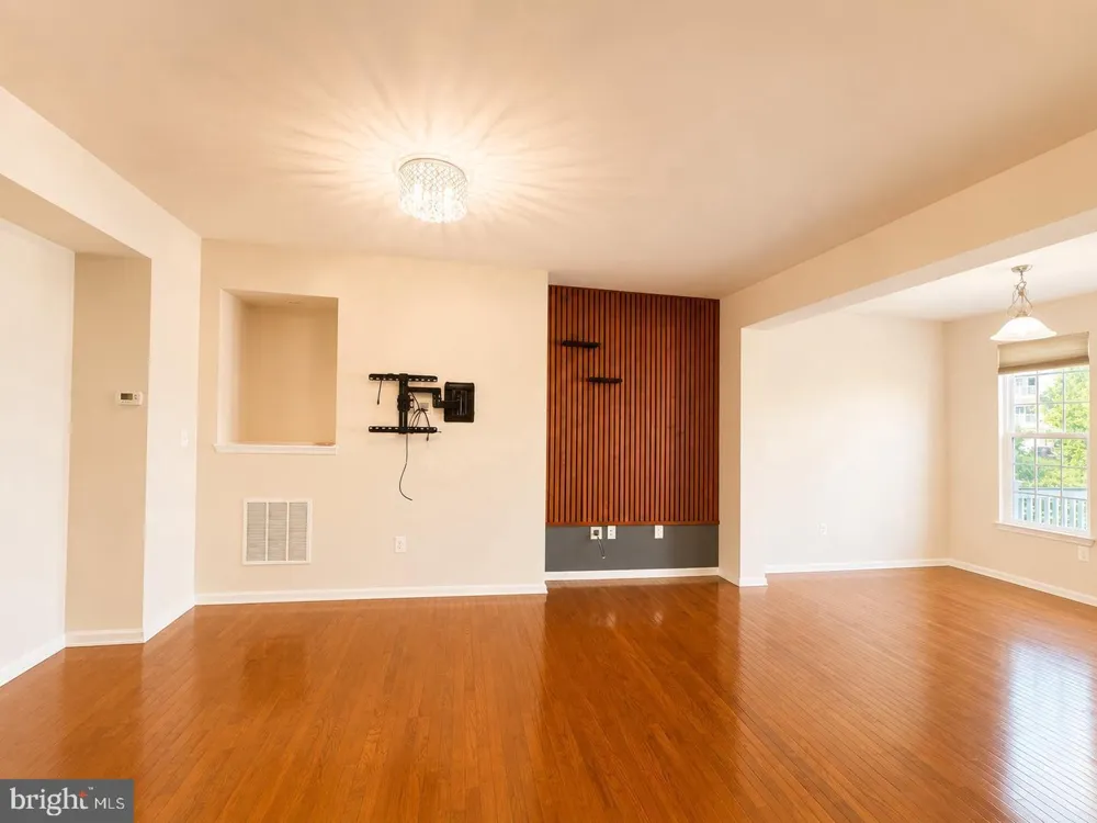 22605 WINDING WOODS WAY Clarksburg, MD 20871