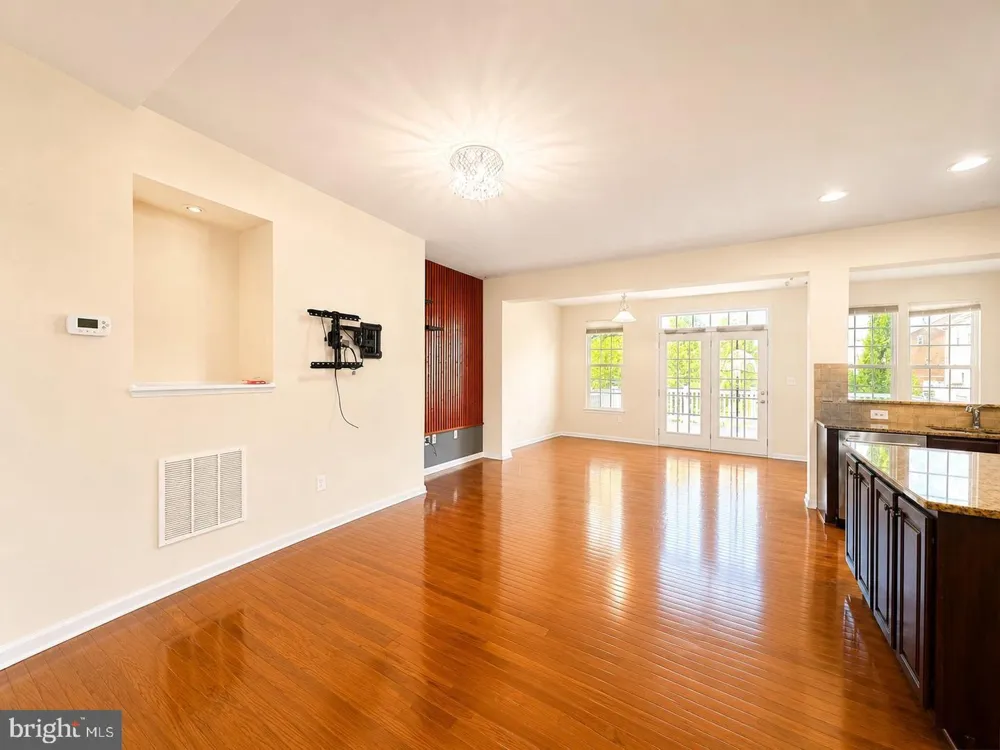 22605 WINDING WOODS WAY Clarksburg, MD 20871