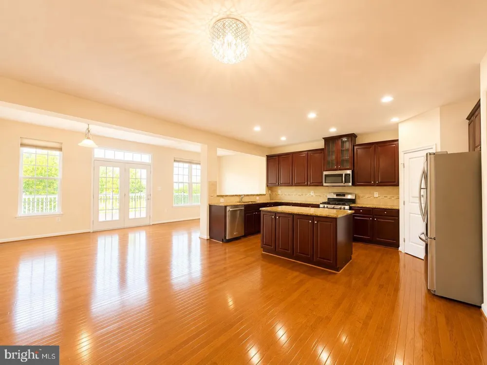 22605 WINDING WOODS WAY Clarksburg, MD 20871