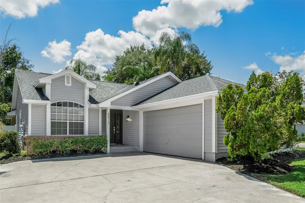 6572 ABERCROMBIE COURT Orlando, FL 32835