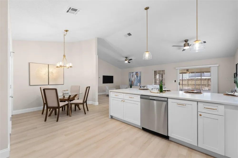 6572 ABERCROMBIE COURT Orlando, FL 32835