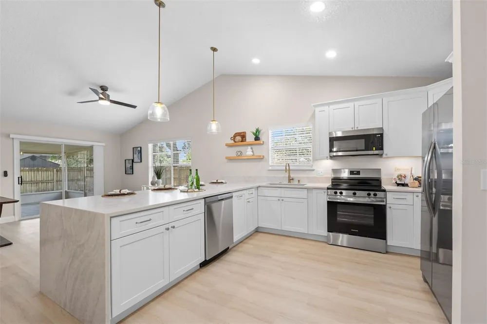 6572 ABERCROMBIE COURT Orlando, FL 32835