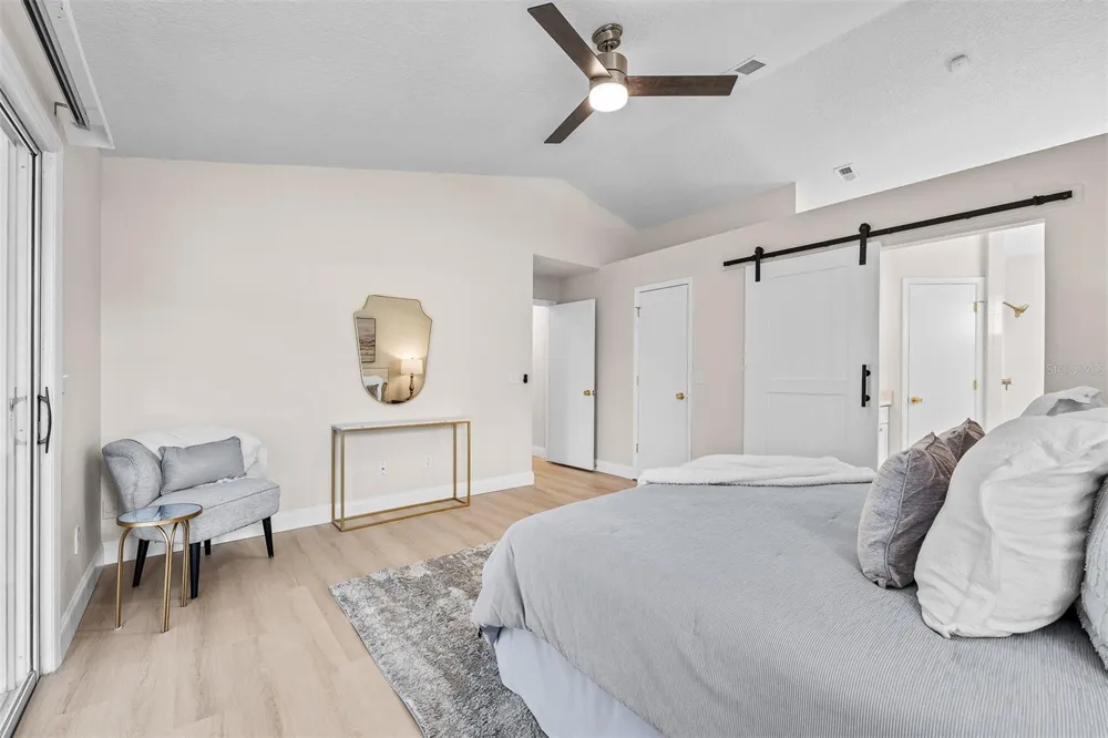 6572 ABERCROMBIE COURT Orlando, FL 32835