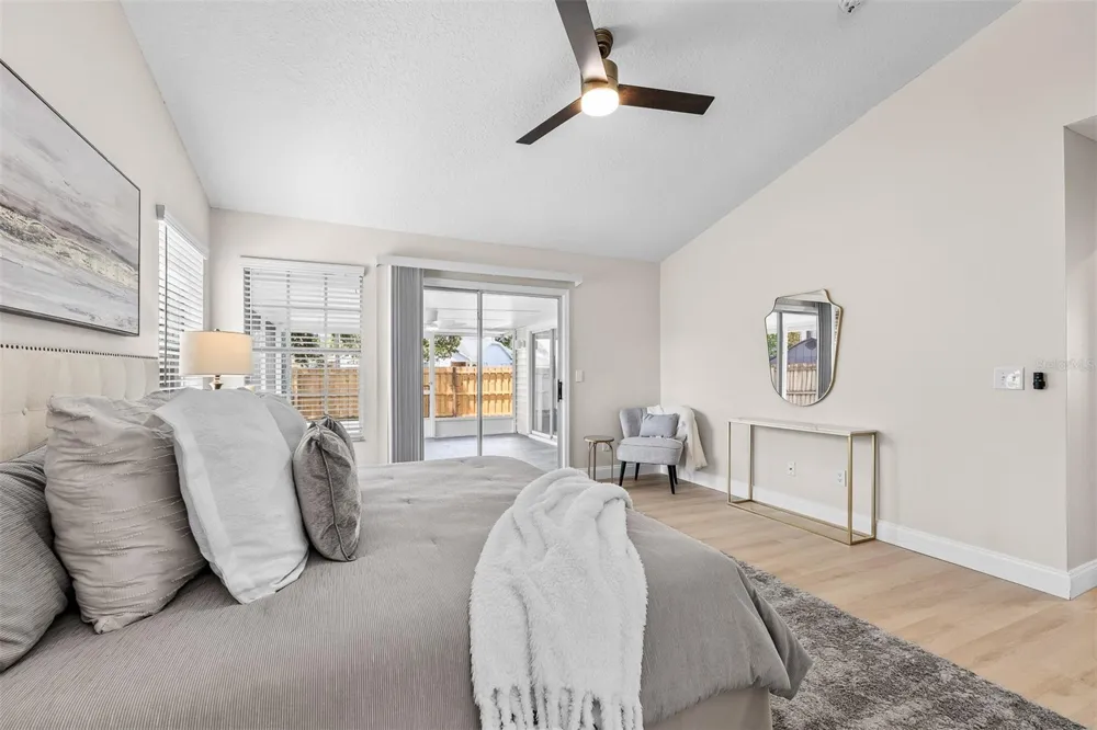 6572 ABERCROMBIE COURT Orlando, FL 32835