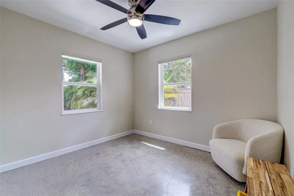2121 PALM TERRACE Sarasota, FL 34231