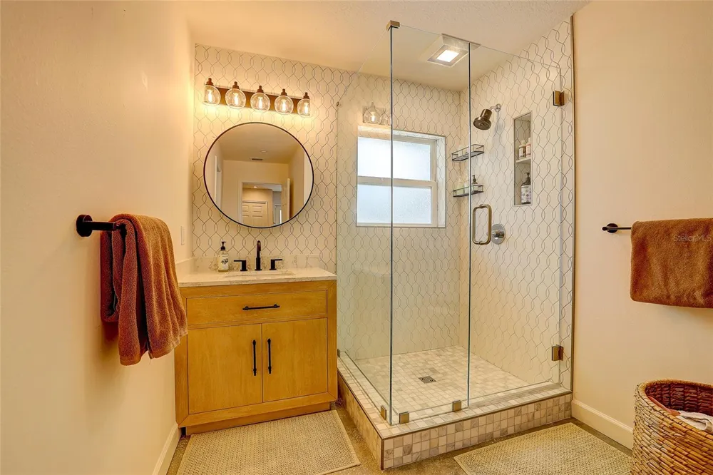 2121 PALM TERRACE Sarasota, FL 34231