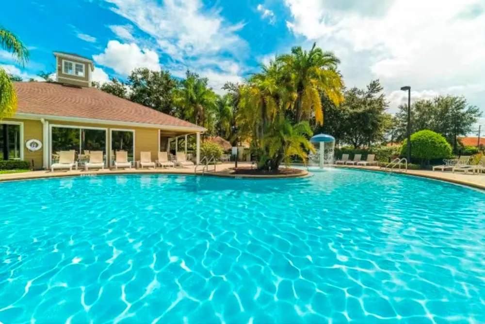 5364 DIPLOMAT COURT #108 Kissimmee, FL 34746