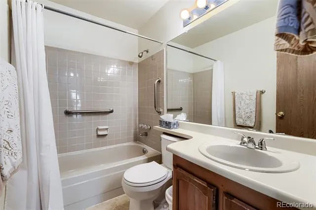 499 W Jamison Circle Littleton, CO 80120