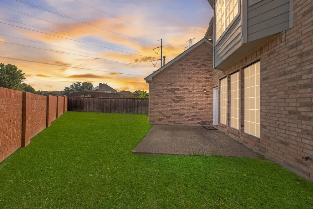 8300 Charleston Street Irving, TX 75063