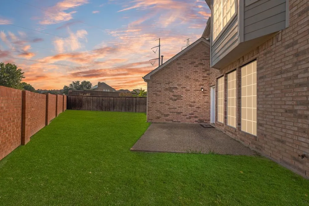 8300 Charleston Street Irving, TX 75063