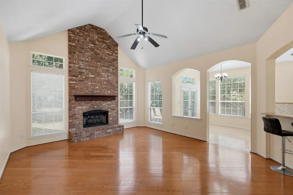 634 Oakbend Drive Coppell, TX 75019