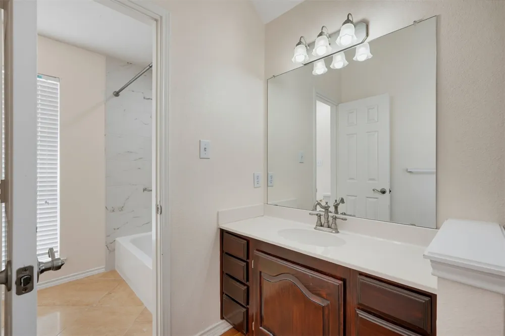 634 Oakbend Drive Coppell, TX 75019
