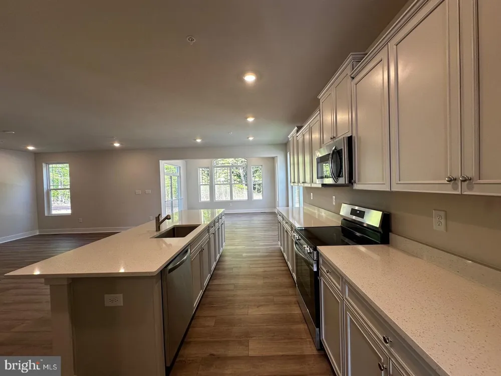 10872 CAPE BRETON CT La Plata, MD 20646