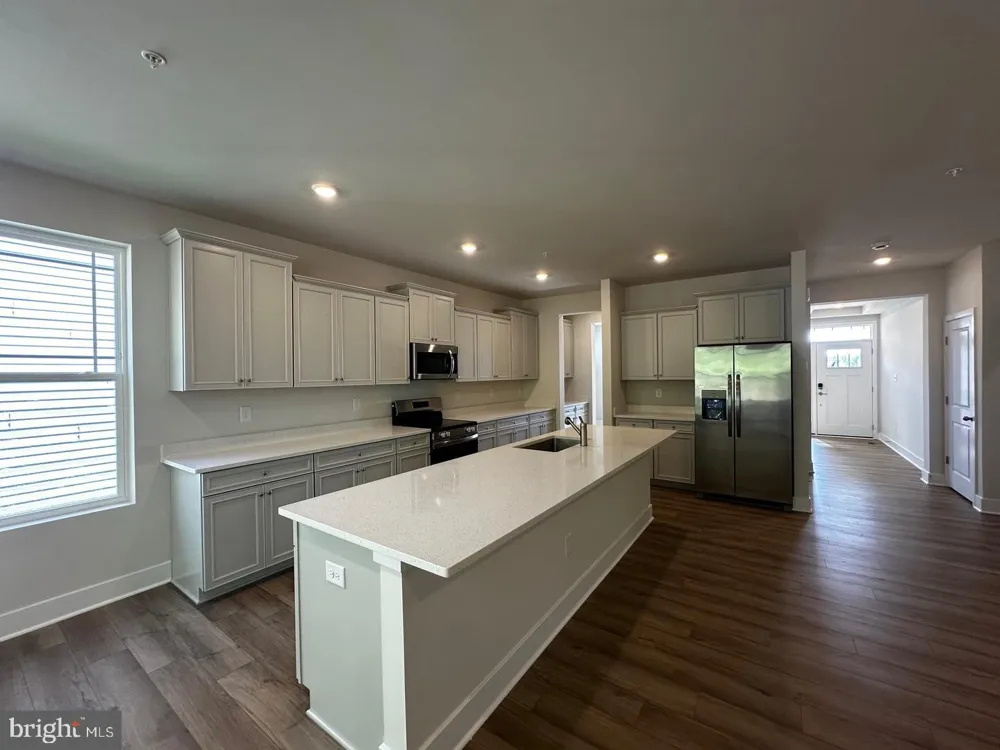 10872 CAPE BRETON CT La Plata, MD 20646
