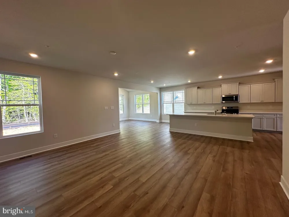 10872 CAPE BRETON CT La Plata, MD 20646