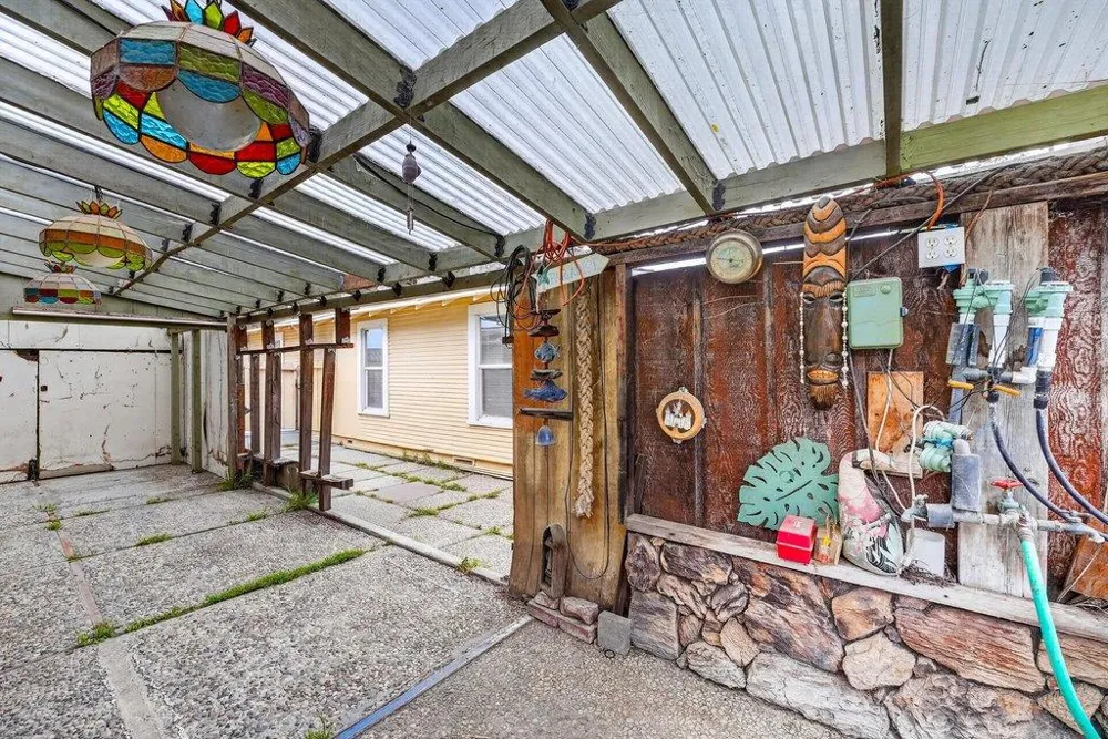 16 Stanford Street Watsonville, CA 95076