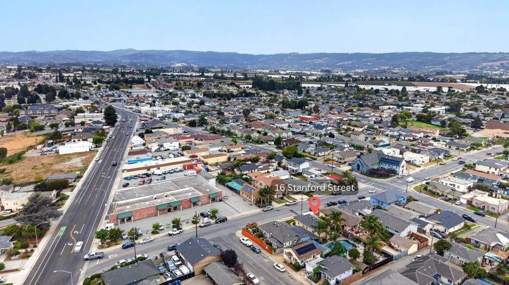 16 Stanford Street Watsonville, CA 95076